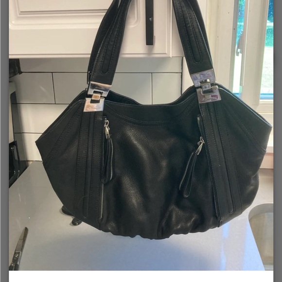 B Mackowsky Black Leather Tote/Shoulder Bag Silver Hardware Pockets Charm LN - Picture 3 of 12